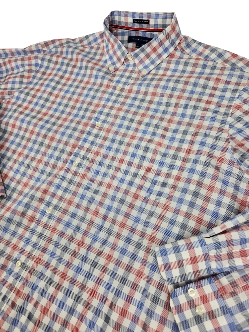Tommy Hilfiger Mens 17 34/35 Plaid Button Down Shirt Regular Fit Red White Blue - Picture 11 of 16